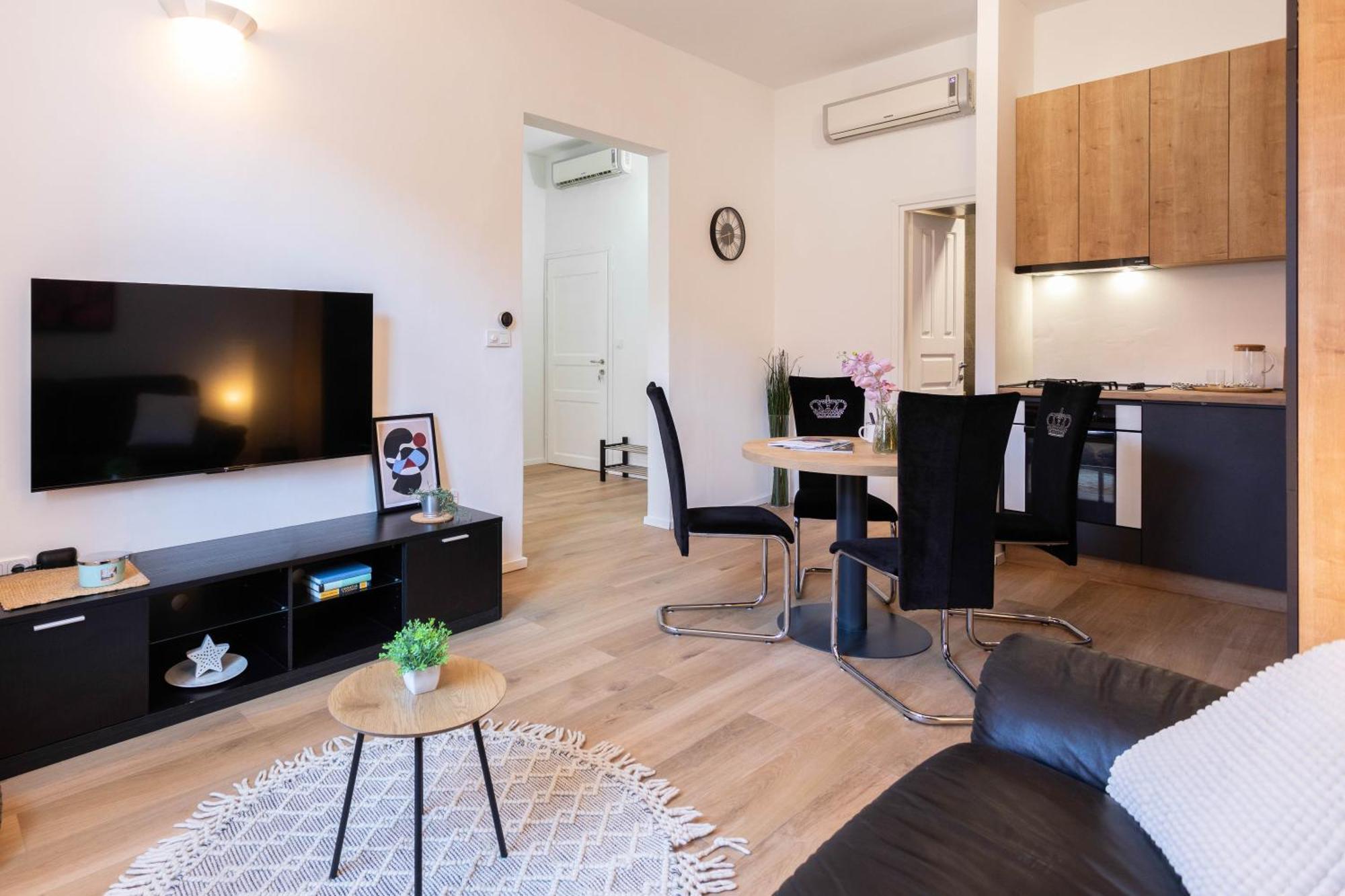 Design And Modern Apartments In Heart Of Zagreb Exterior foto