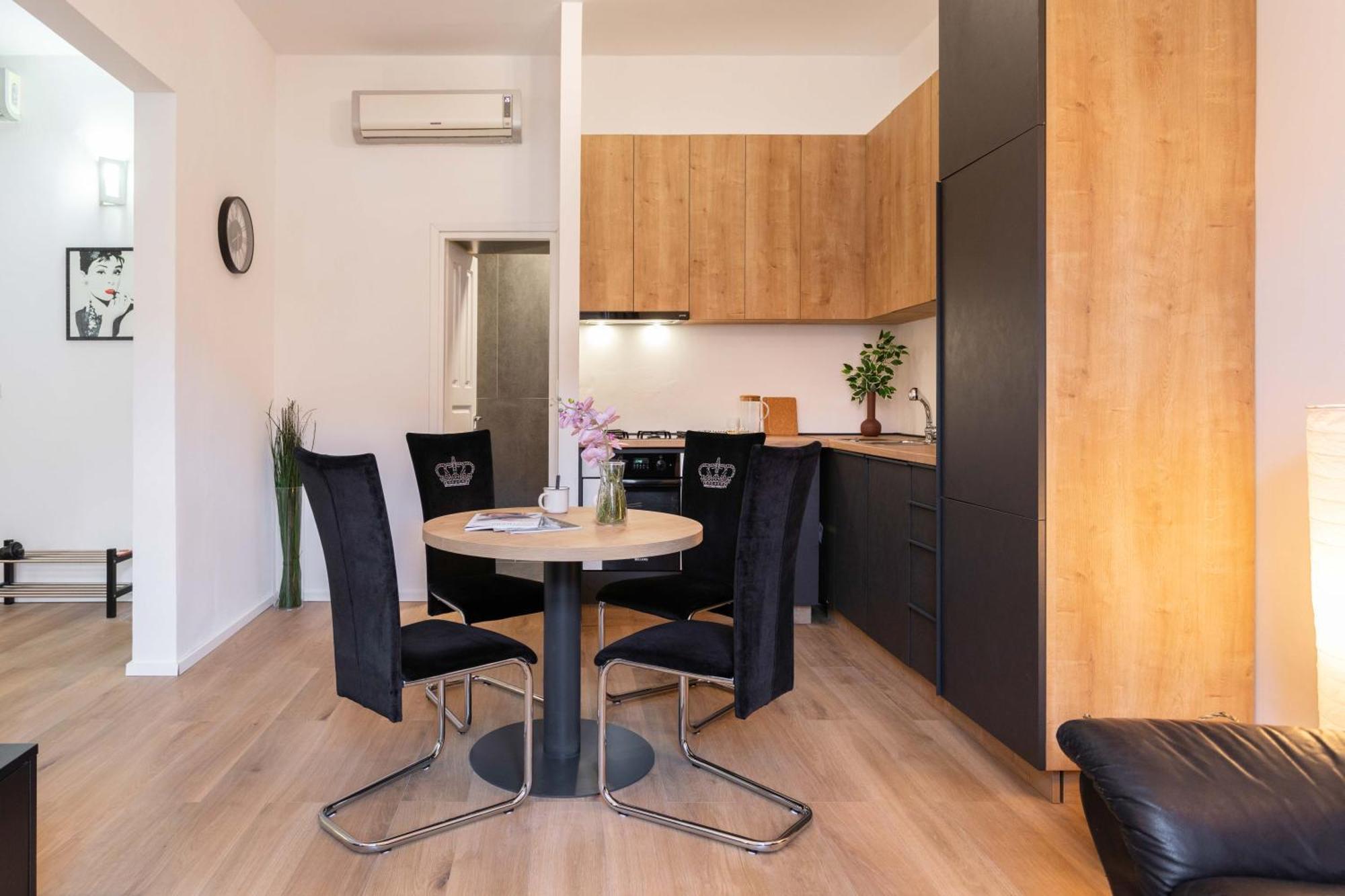 Design And Modern Apartments In Heart Of Zagreb Exterior foto